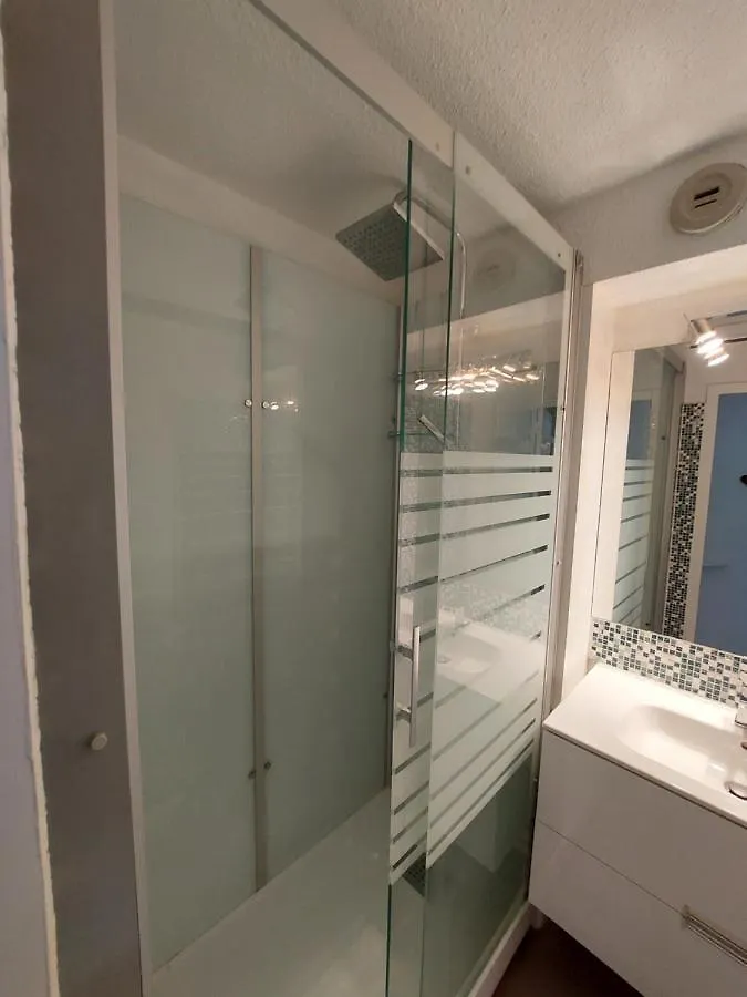 40M2 - Ski Aux Pieds - La Tania - Parking Couvert Apartment